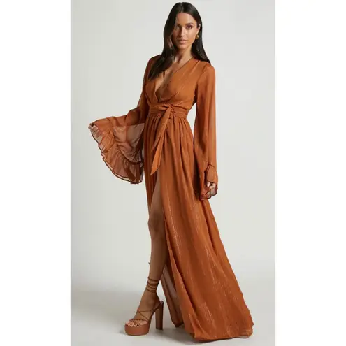 NWT Showpo Dangerous Woman Rust Metallic Maxi Dress Bell Sleeve Size 6 Romantic Brown
