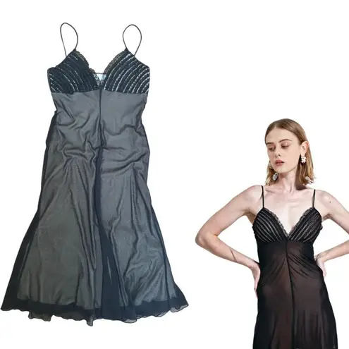 Vintage 90's lace trim lined ruffle slip dress small. Made in U.S.A. Black