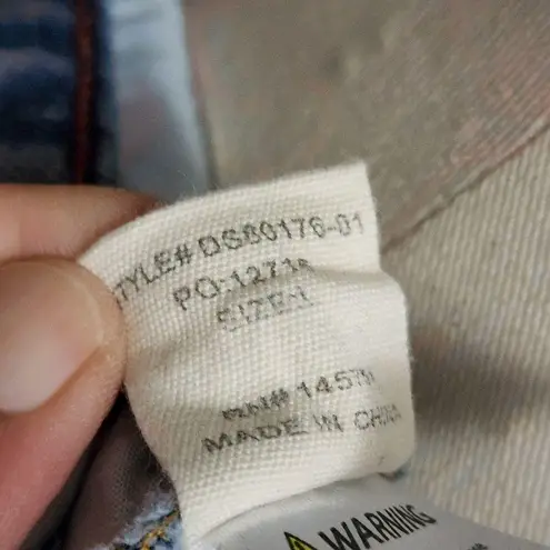 Toast Jeans blue distressed denim cutoff shorts size large