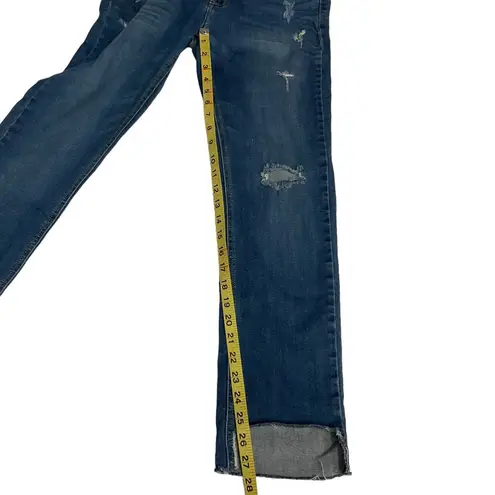 Just Black Just Black Women's Distressed Straight Jeans Size 31 Blue Medium Wash Low Rise