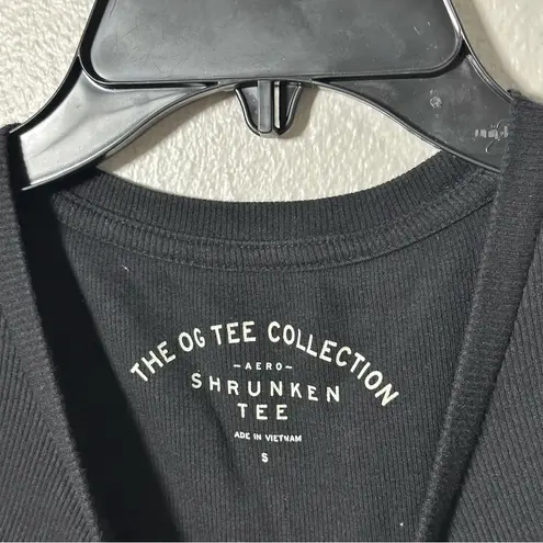 Aero Women Black Ribbed Shrunken Ruffle Hem Cropped Tee size S