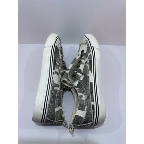 Outwoods New Women's 81471-514 Grey (Camo) Lenora-1 Casual Sneakers Size 9