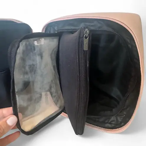 Away Blush Travel Pouch Pink