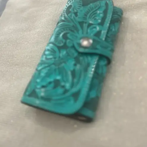 NWT Origenes Leather Turquoise Wallet. Green