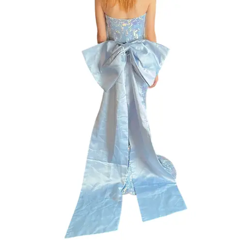 Faeriesty mermaid prom gown with detachable bow Blue