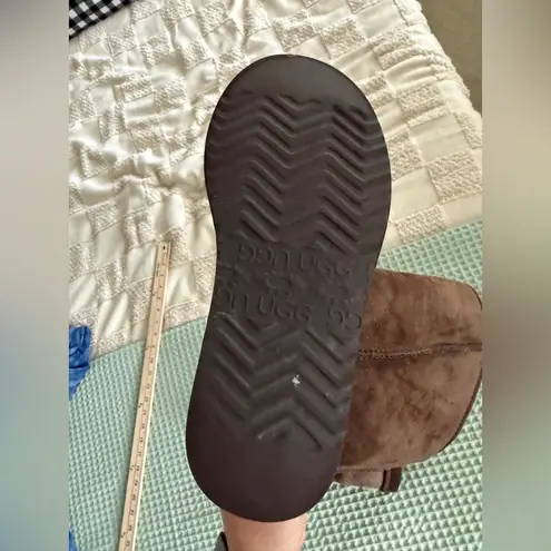 UGG  Classic Tall II brown suede boots size 7