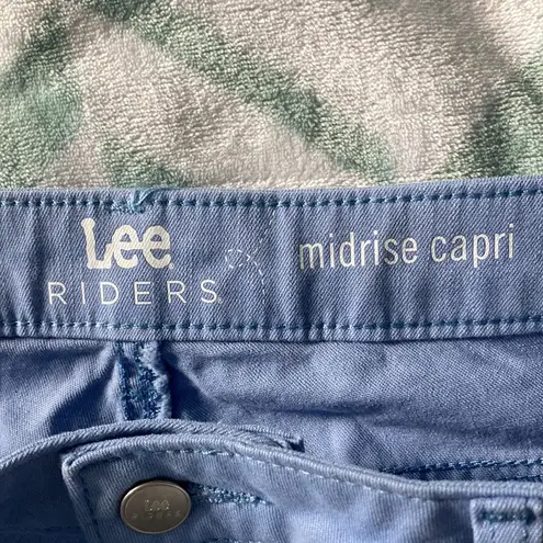 Riders By Lee New Lee Riders 16M Mid Rise Capri Blue 30” Long X 20” Wide. Periwinkle blue.