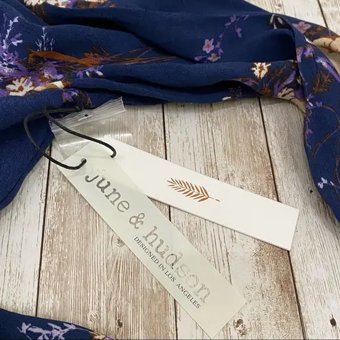 June and Hudson Floral Blouse Long Sleeve Top M