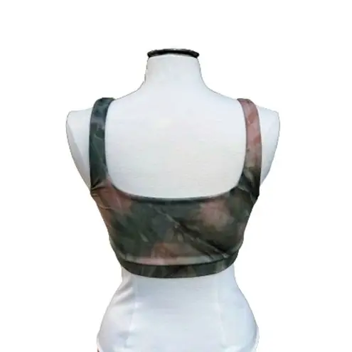 Strut this Jolie Sports Bra