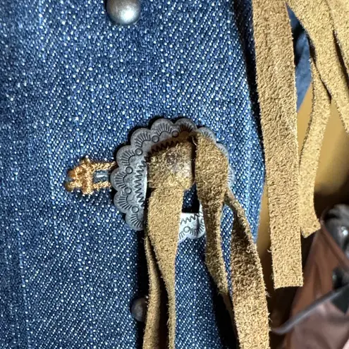 Ralph Lauren RARE! Lauren Blue Boot Cut Suede Fringe Conch Button Jeans Size 8