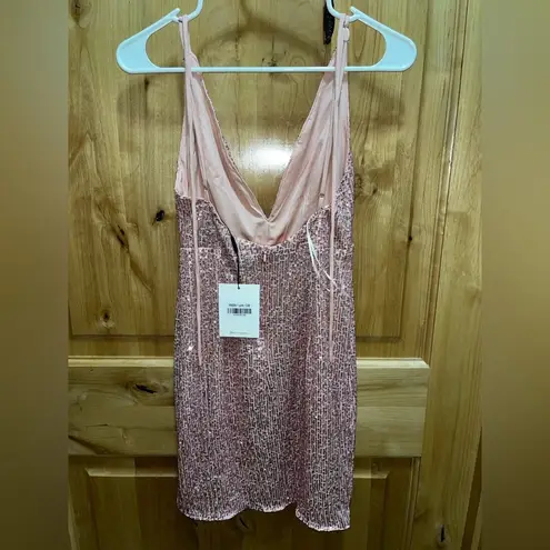 Hello Molly GLITTER GYPSY DRESS PINK- Size Medium (NWT)