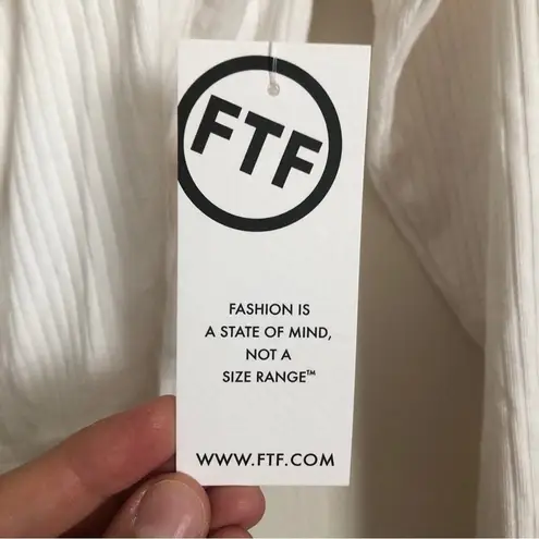 Fashion to figure NWT Plus Size White Ribbed Long Sleeve Crop Wrap Blouse Top