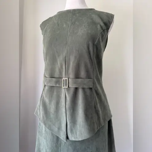 Vintage ‘90s Anna USA Deep Moss Green Sleeveless Blouse + Knee Length Skirt Set Size XL