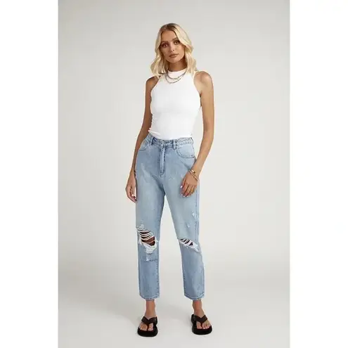 Abrand A ‘94 High Slim Straight Leg Distressed Jeans in Wildlife Size 4/26