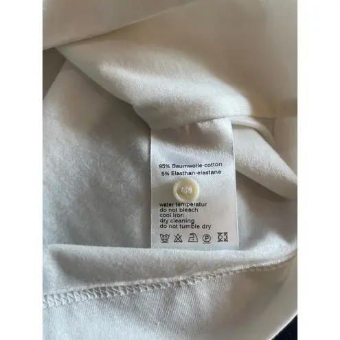 Akris Punto Ivory Keyhole Cutout Tee T-Shirt Top Size 6 MINIMALIST LUXURY CASUAL