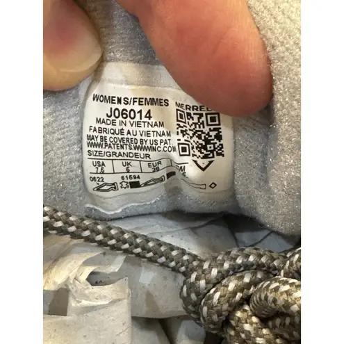 Merrell Moab 2 Ventilator Hiking Trail Shoes Women 7.5 Waterproof Vibram Soles