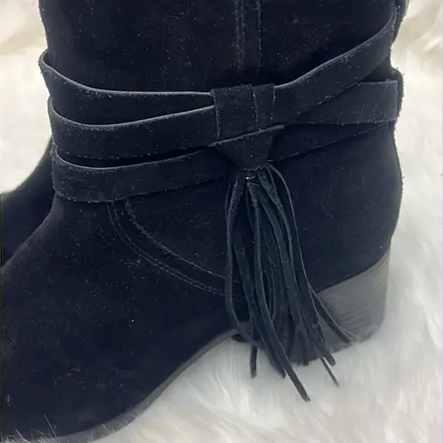 Koolaburra by UGG Women's Kenz Black Suede Tassel Ankle Boots, Size 9 D23