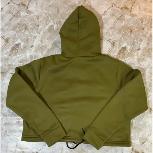 Savage Great American Original Brand Green Cropped Hoodie Sweatshirt NWT Medium