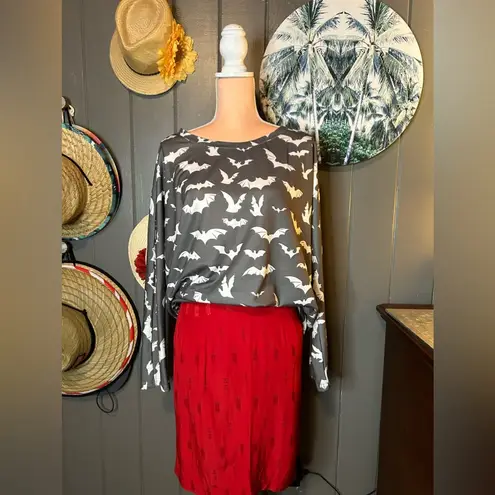 Gray Longsleeve Bat Top Large