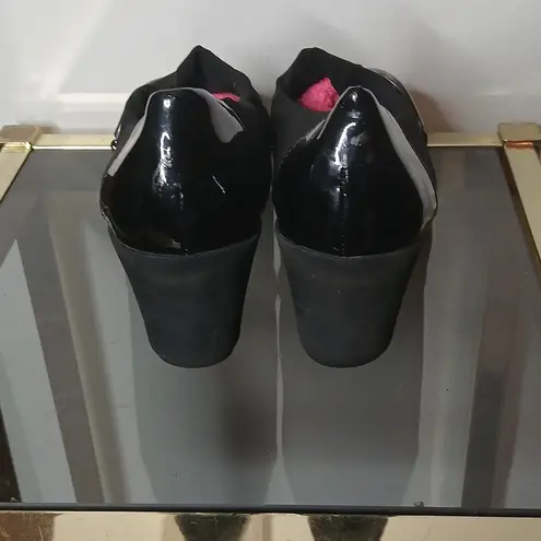 Laura Scott slip on Stephanie cloth wedge heels size 10m