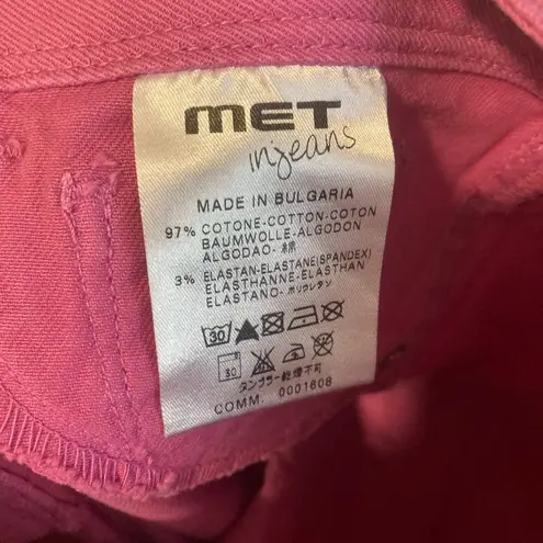 MET women's size 26 durable stretchy gold hardware H