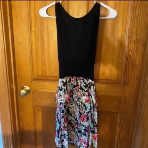 Tally Weijl EUC Black and Floral Skater Dress, Size 34