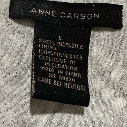 Anne Carson SILK VNECK BLACK WHITE SEQUINED LINED FLUTTER BELL SLEEVE BLOUSE TOP