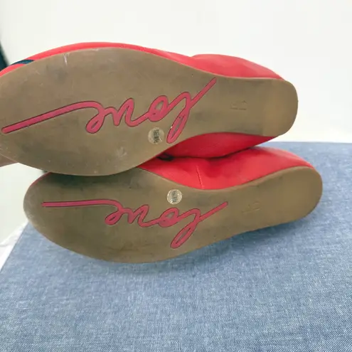 ED Ellen DeGeneres Langston Red Leather 9.5M Ballet Flats Love Embroidery Comfy Size 9.5