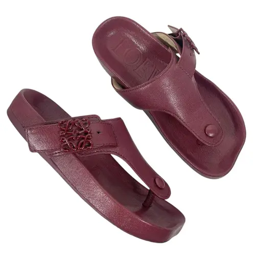 Loewe Ease Anagram Buckle Leather Thong Sandal Bordeaux Red Size 36