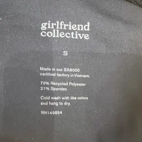 Girlfriend Collective High Waist Capri Leggings in Midnight Navy