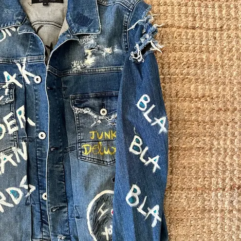 JUNK DE LUXE DISTRESSED DENIM JACKET HAND