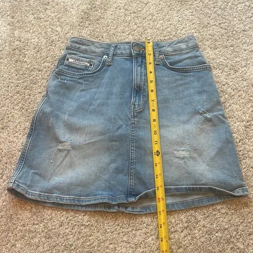 Calvin Klein Size 27 Distressed Y2K 90s Denim Skirt