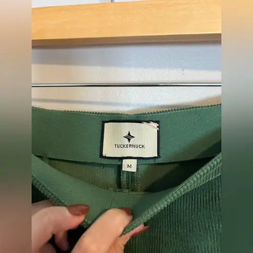 Tuckernuck Ashford Pant in Green Corduroy size Medium (M)