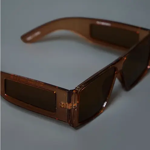 Pretty Little Thing NWT  Toffee Flat Top Transparent Visor Sunglasses - Image 2