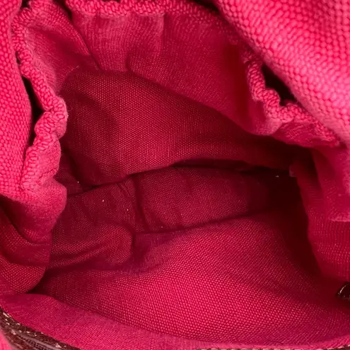 The Sak Sakroots Peace Red Circle Art Deco Cross Body Canvas Purse