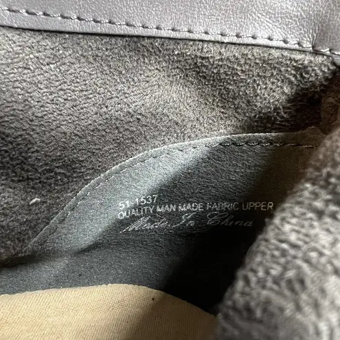 Bella Vita Grey Bootie Stacked Heel Size 9 New