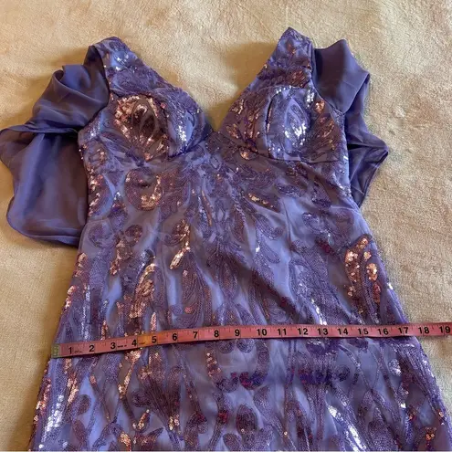 NWOT lavender sequined homecoming dress with sheer chiffon cape size 4 Purple