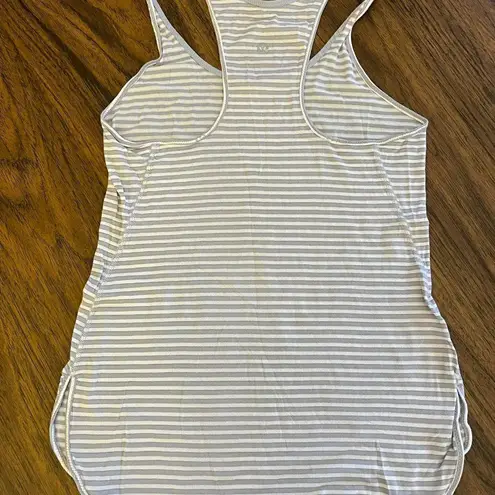 Lululemon  Yogi Racerback IV-Sz 2