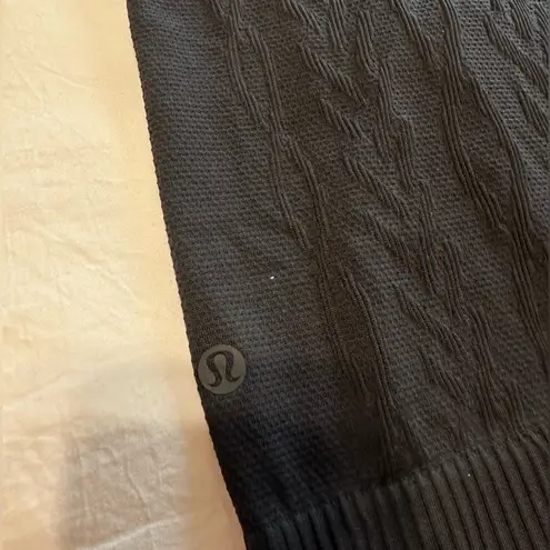 Lululemon Black Rest Less Pullover