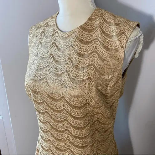 Carmen Marc Valvo Vintage Gold Lace Knee Length Sleeveless Sheath Dress