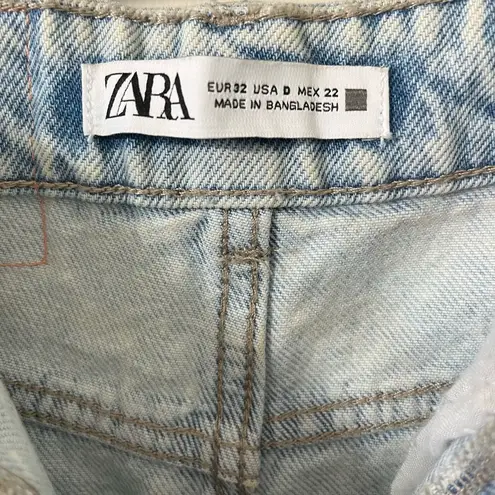 ZARA  Acid Light Wash Super High Rise Distressed Hem Denim Shorts Size 0