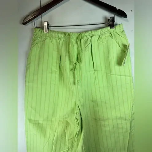 Mountain Lake Women's Capri Size L Color Green 100% Cotton