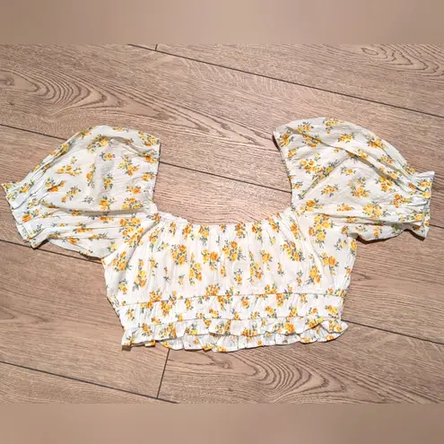 Altar'd State 🆕 Altar'd‎ State Top Large L Yellow Floral Puff Sleeve Crop Shirt Boho Hippie