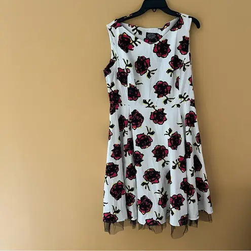 Hearts and Roses Swing Pin Up Tulle Trim Dress Graffiti Rose White, US 14 White