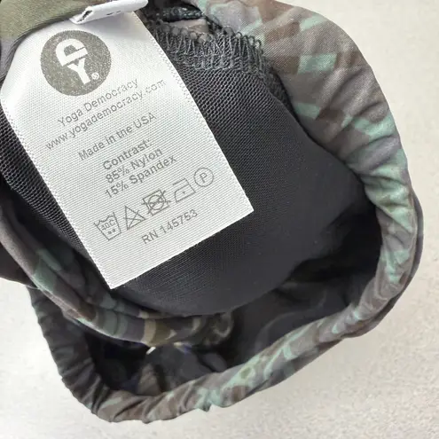 Yoga Democracy Sports Bra Womens Small Green Black Yoga Pilates Gym Strappy NWT - Image 6