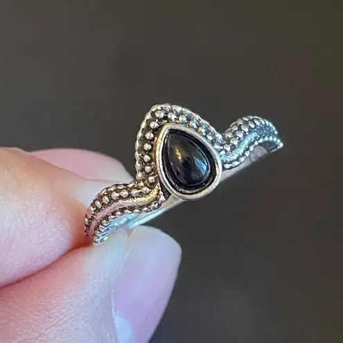 Onyx Black silver plated ring size 8