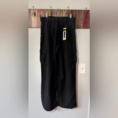 Well Worn ladies wide leg cargo pants