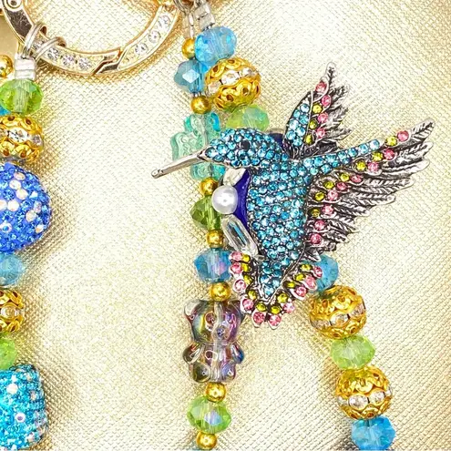 Handmade 🪺Luxury Bag Charm Chain / Phone Chain /Keychain HUMMINGBIRD Bling Crystal Beads