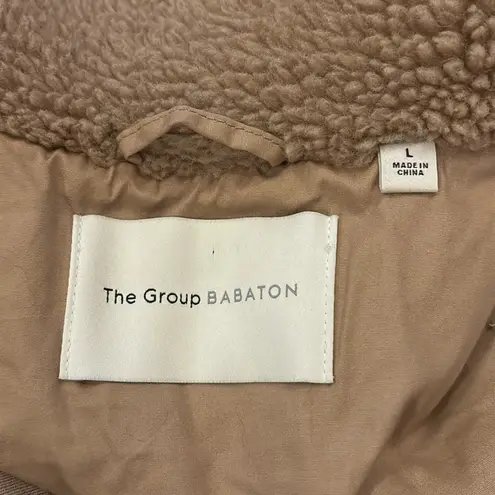 Aritzia  The Group Babaton Sherpa Black Bomber Jacket in Gold Camel - Image 10