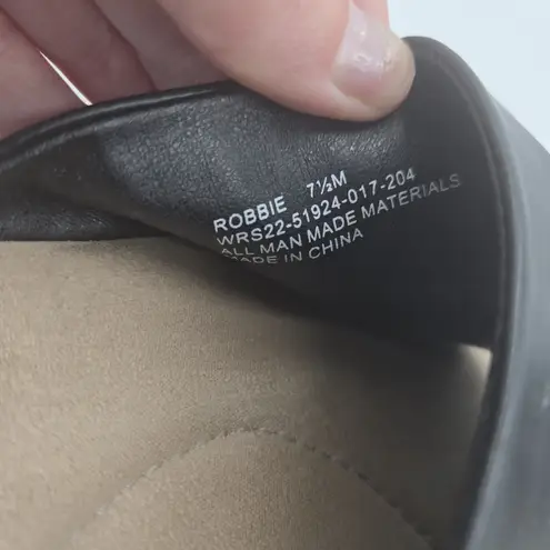 Baretraps Ravin Thong Sandals Womens Size 7.5 M Black Slide Faux Leather Robbie